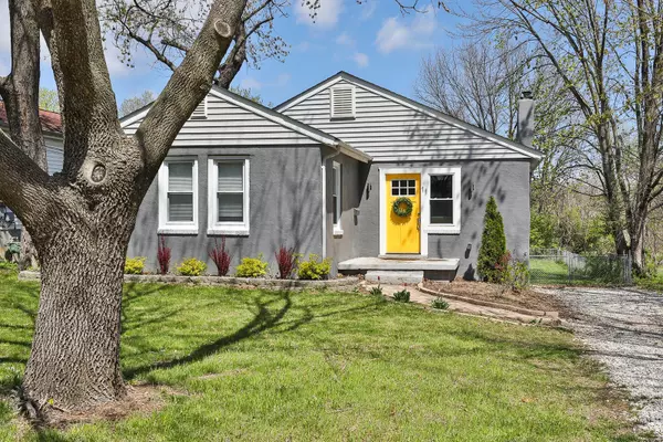 St Louis, MO 63119,11 E Allison AVE