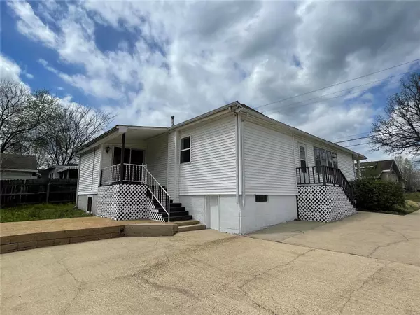 Poplar Bluff, MO 63901,1106 W Harper ST