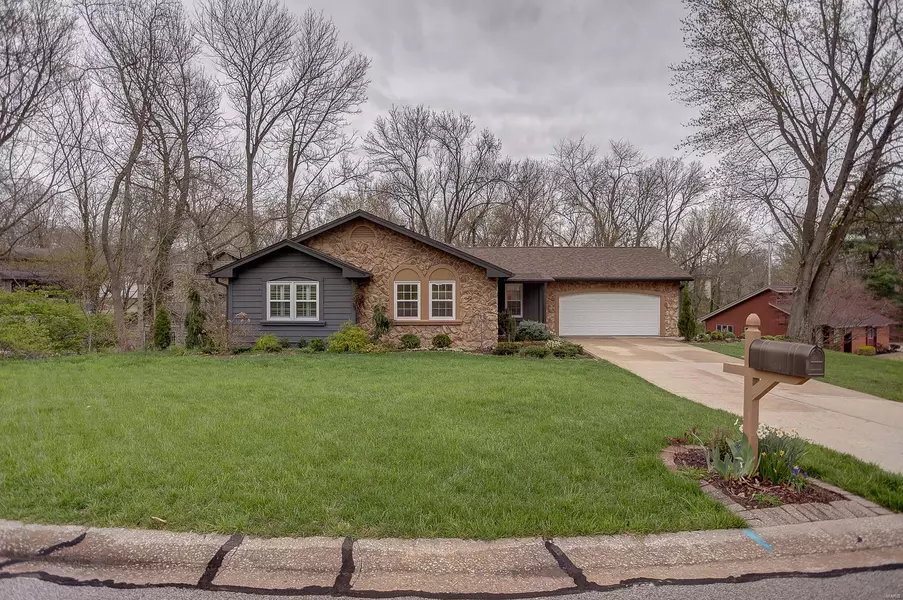 714 Peachtree TRL, Collinsville, IL 62234