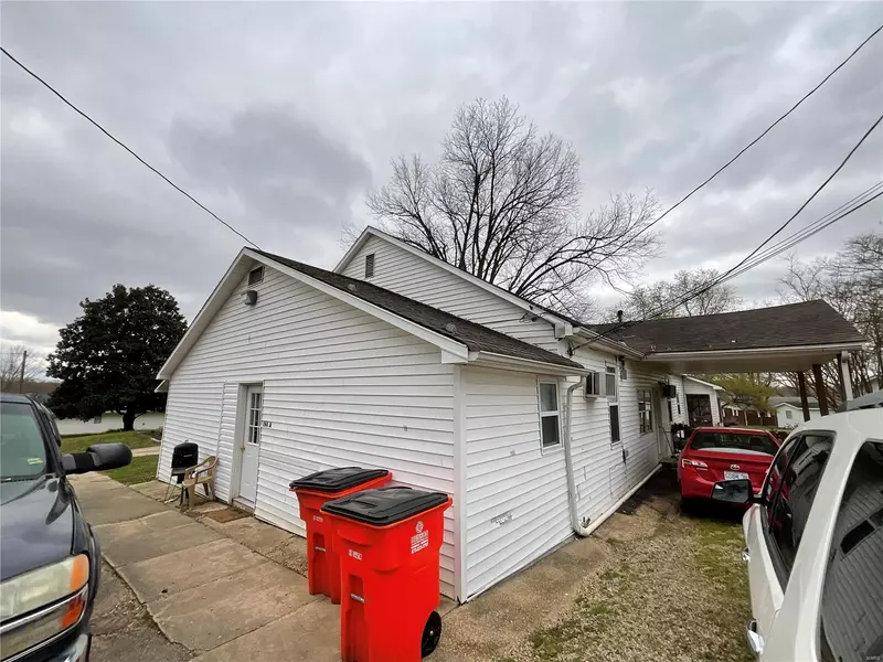 264 West Click, Puxico, MO 63960