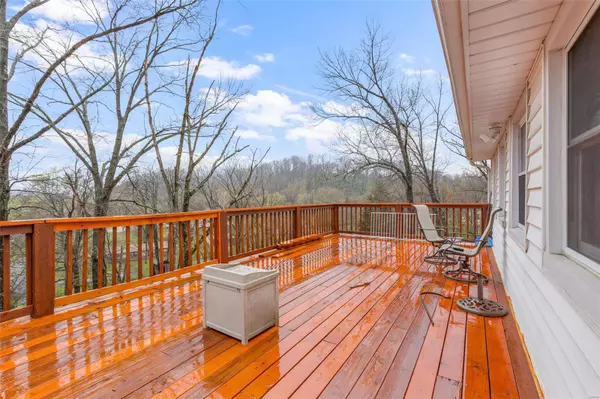 Imperial, MO 63052,889 Holly DR