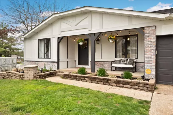 Florissant, MO 63031,1011 Rosary Tree CT