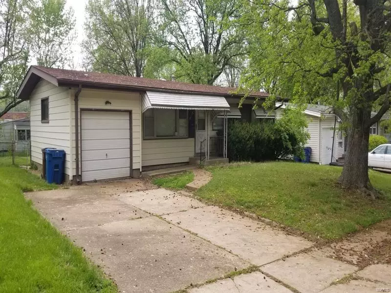 9319 Clarion DR, St Louis, MO 63136