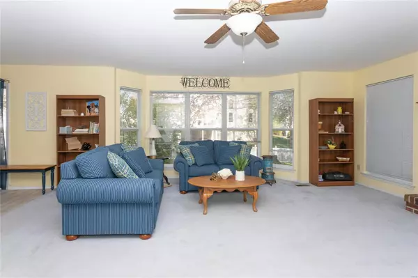 Oakville, MO 63129,3162 Piney Pointe DR