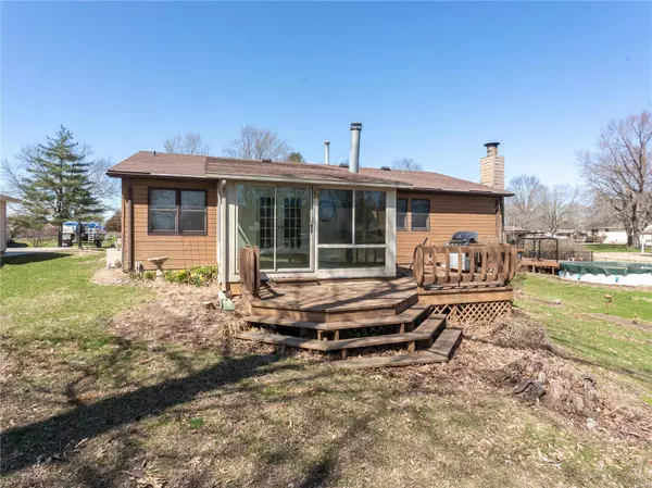 Edwardsville, IL 62025,485 Tamarach DR