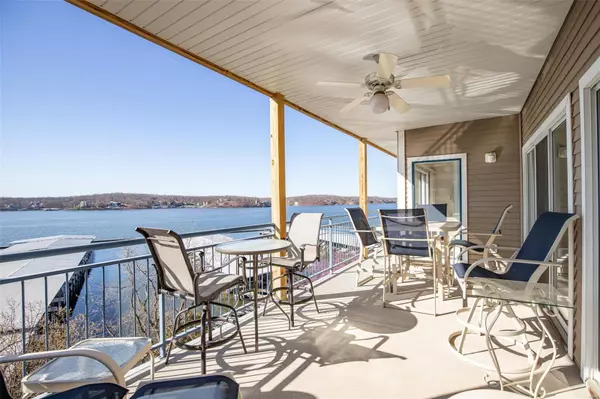 Lake Ozark, MO 65049,340 W Palisades DR #2A