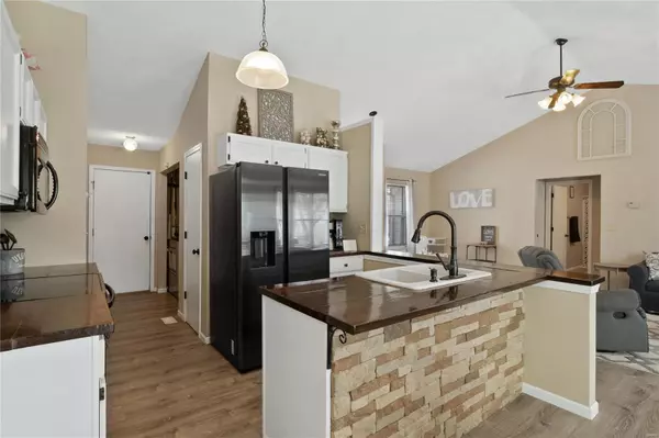 Shiloh, IL 62221,3261 EASTRIDGE DR