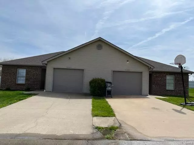 122 Anna Marie DR, Jonesboro, MO 63351