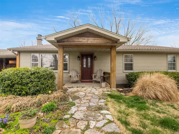 27012 S Stracks Church, Wright City, MO 63390