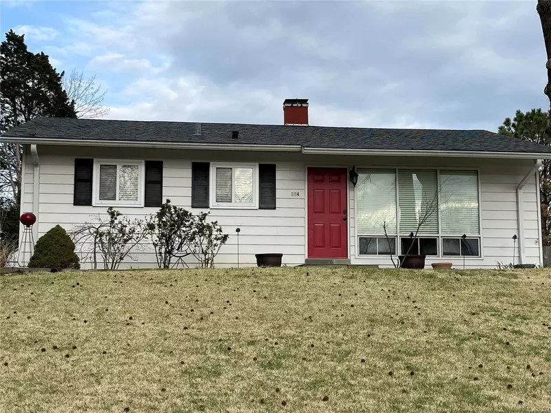 254 W Skyline Dr., Ballwin, MO 63011