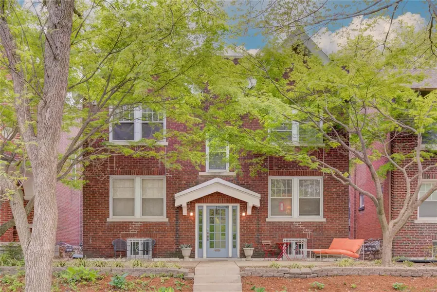 2035 Alfred AVE, St Louis, MO 63110