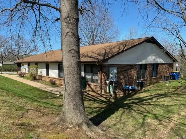 400 Ann, St Clair, MO 63077
