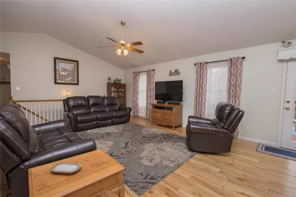 De Soto, MO 63020,1045 S Lakeview