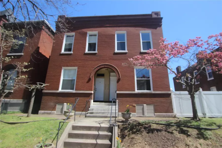 4426 Pennsylvania AVE, St Louis, MO 63111