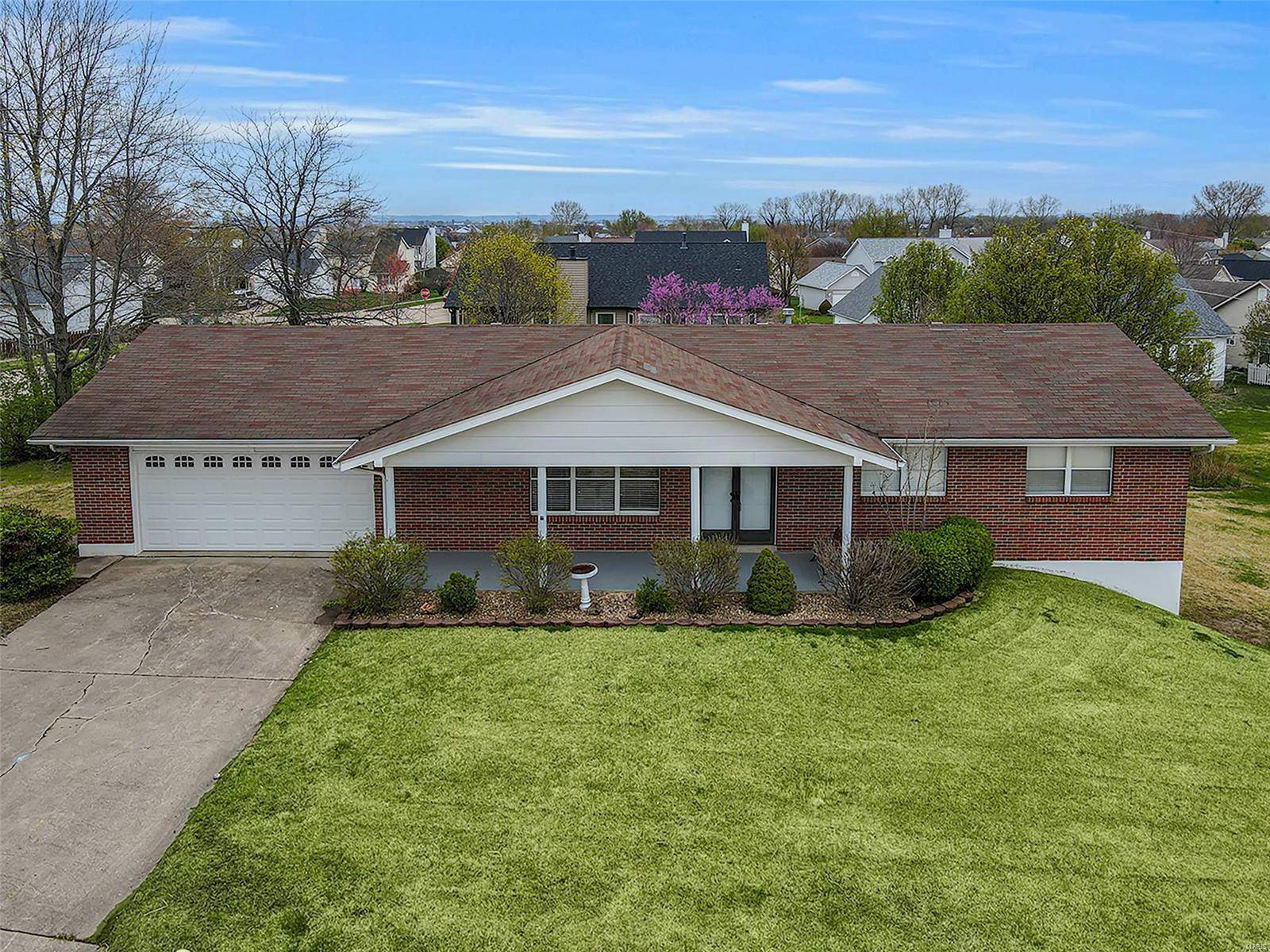 St Charles, MO 63301,3332 Cottonwood DR