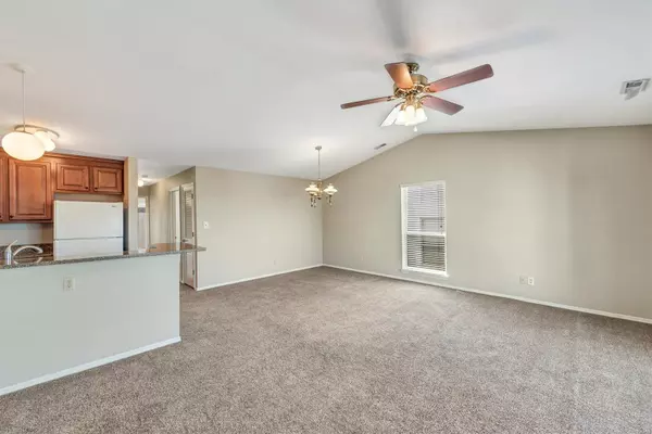 Ballwin, MO 63021,1310 Crossings CT #D