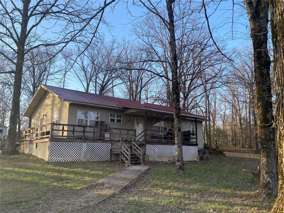 Poplar Bluff, MO 63901,1207 County Road 482