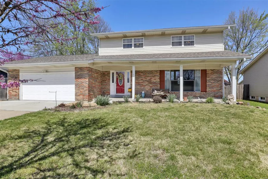 1443 Mohican Trail, St Charles, MO 63304