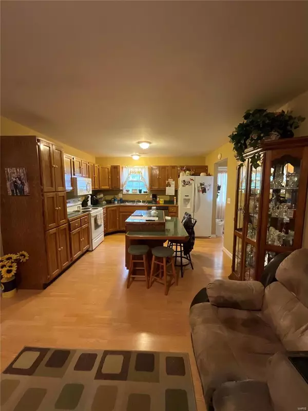 Poplar Bluff, MO 63901,909 Henderson