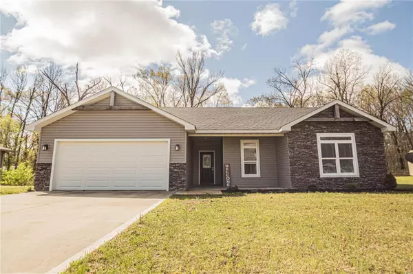 5951 Melissa Lane, Poplar Bluff, MO 63901