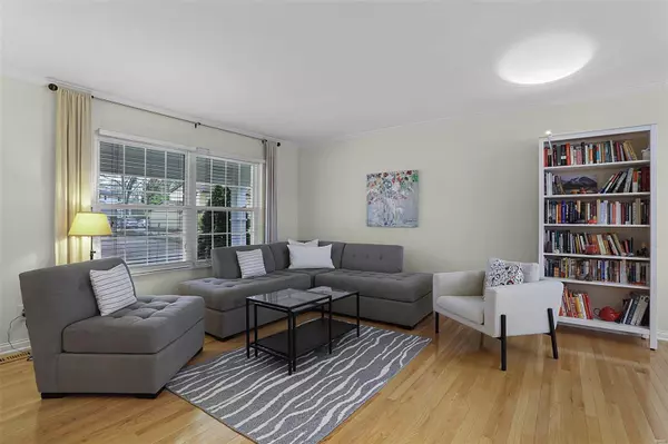 Manchester, MO 63021,821 Courtland PL