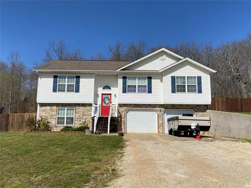 20955 Hideaway LN, St Robert, MO 65584