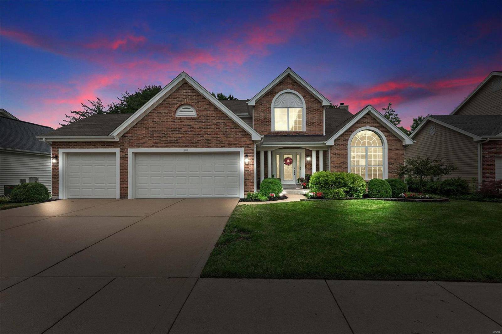 205 Dejournet, Chesterfield, MO 63005