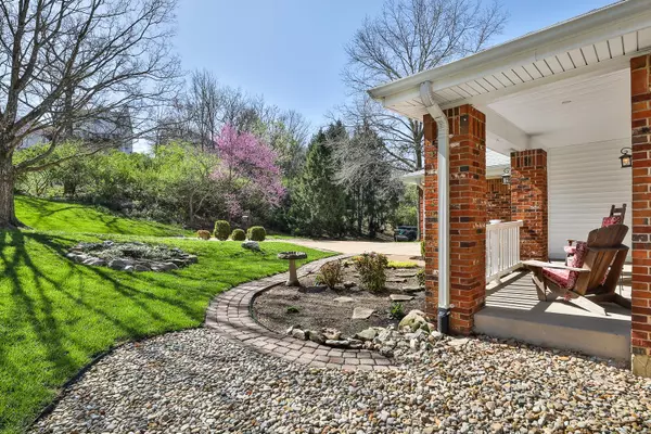Ellisville, MO 63021,515 Woodhill Estates DR