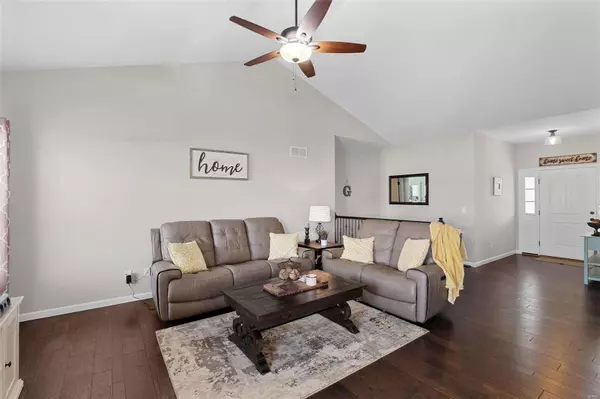 Troy, MO 63379,401 Cass DR