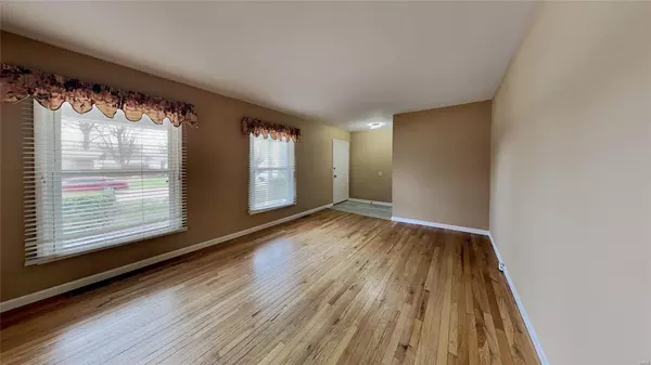 Florissant, MO 63031,1549 Brenthaven