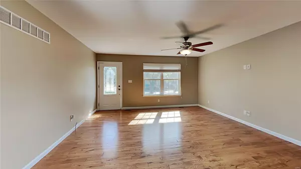 St Peters, MO 63376,1605 Fairwood Forest DR
