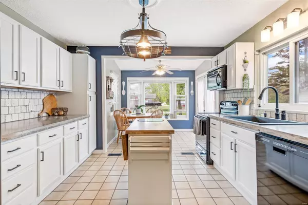 Festus, MO 63028,4440 Hillsboro Hematite RD