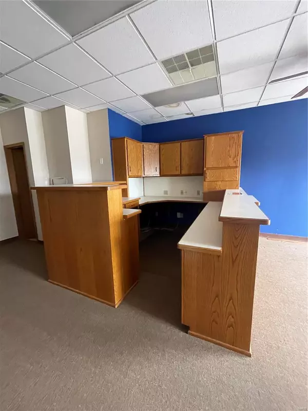 Richland, MO 65556,120 W McClurg AVE