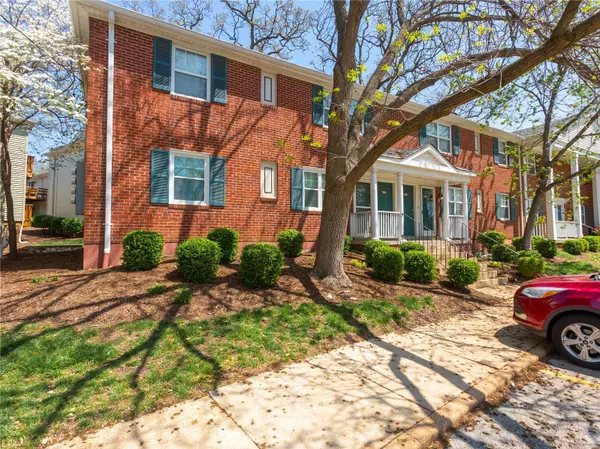 St Louis, MO 63144,1504 E Swan CIR