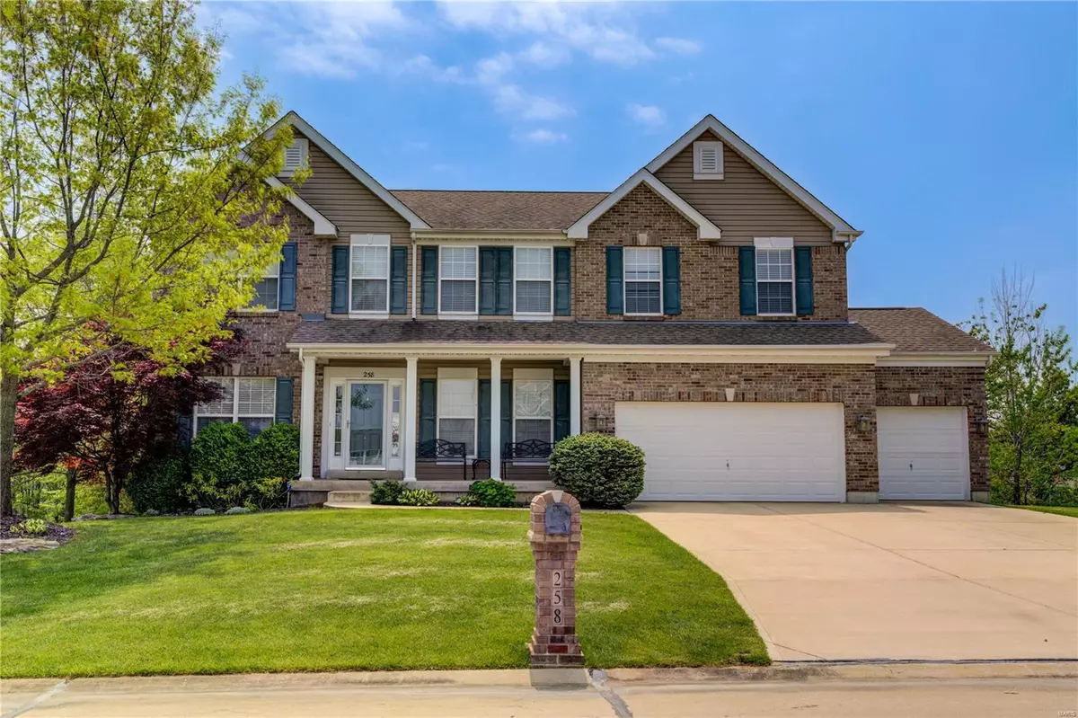 Lake St Louis, MO 63367,258 Three Cedars DR