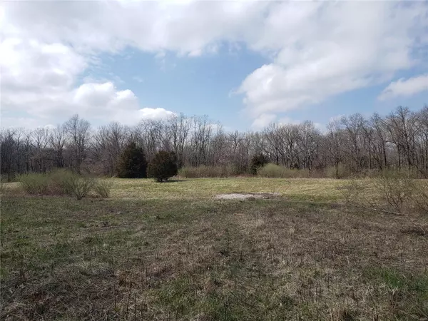 Troy, MO 63379,945 Walker RD