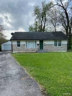 6147 Shillington LN, Berkeley, MO 63134