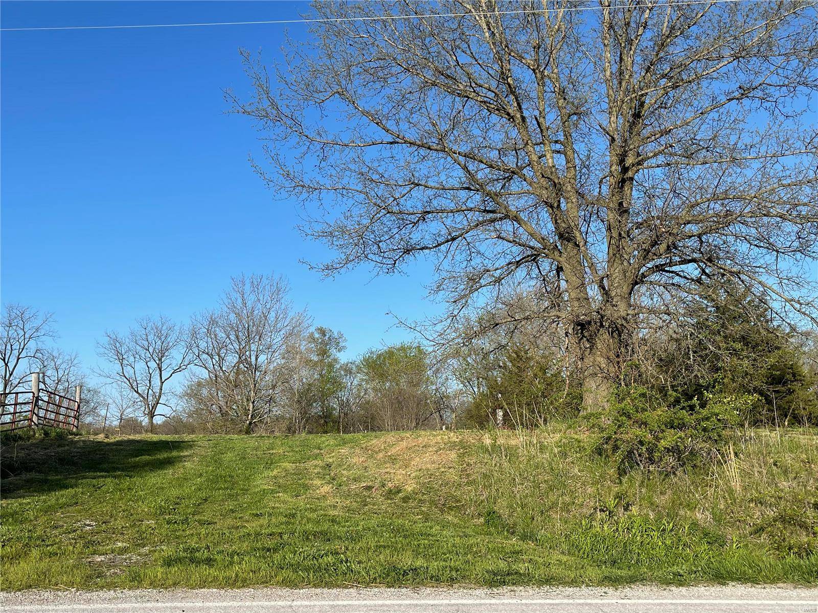 26336 Hwy 151, Clarence, MO 63437