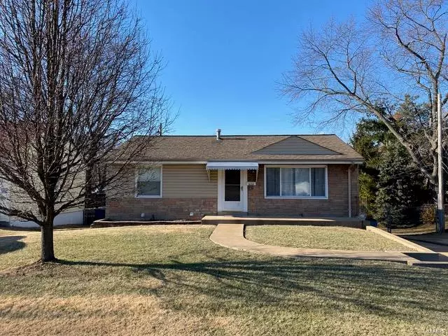 St Louis, MO 63123,8257 Morganford RD