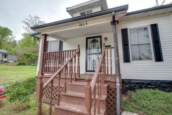 Alton, IL 62002,1603 Piasa ST