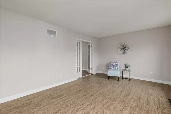 Eureka, MO 63025,100 S Edward CT