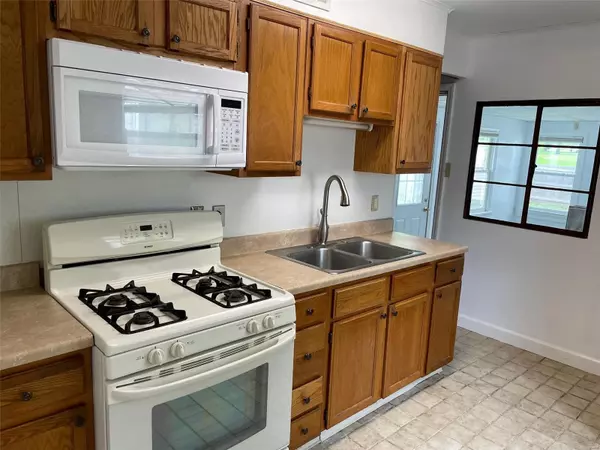 Belleville, IL 62220,1136 Bel Aire DR