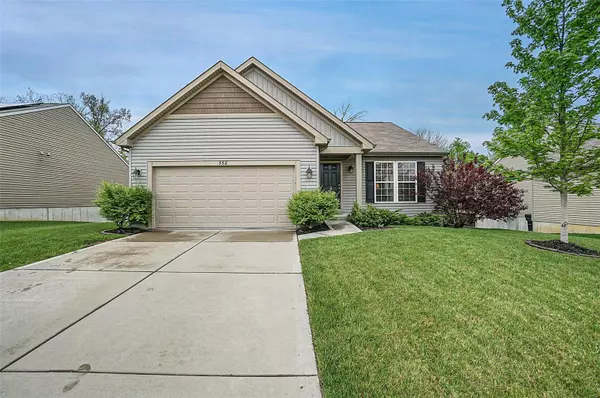 558 Crystal Stream DR, Wentzville, MO 63385