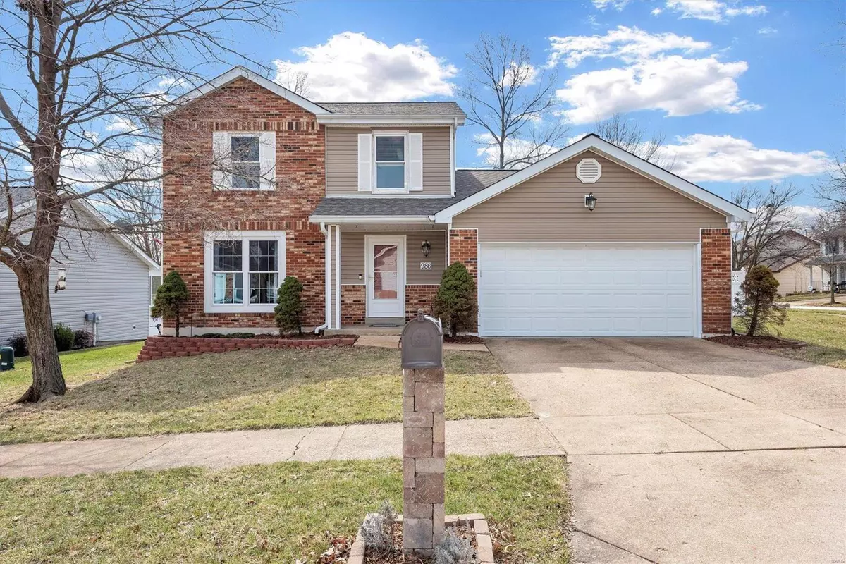 Ballwin, MO 63021,986 Oakwood Farms LN