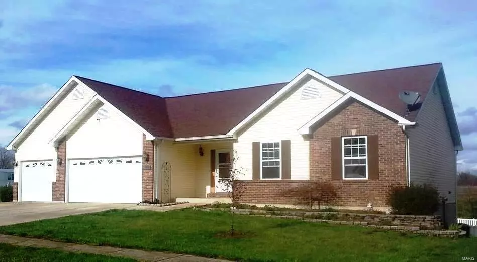 312 Waggoner BLVD, Elsberry, MO 63343