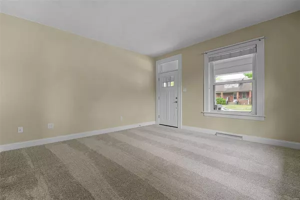 Collinsville, IL 62234,802 Henry ST