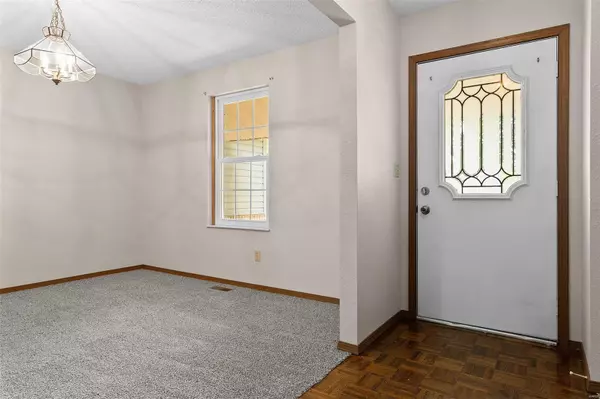 Troy, IL 62294,101 Sugarmill RD