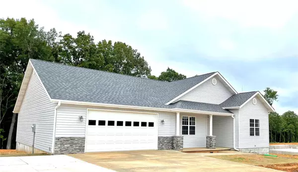 Poplar Bluff, MO 63901,113 Lanee LN