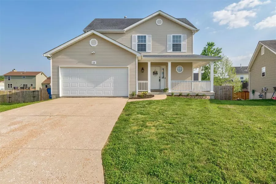 232 Living Water CT, Pevely, MO 63070