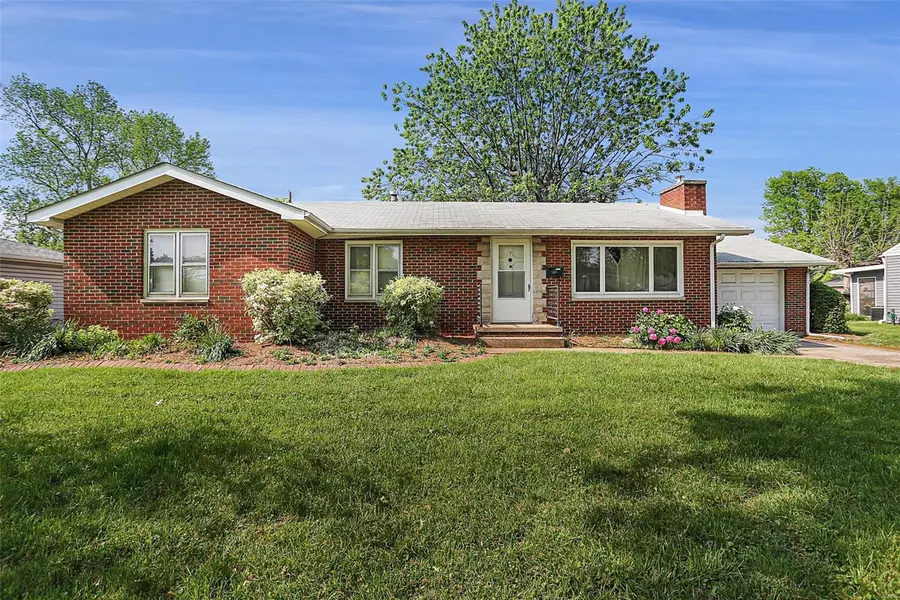 2019 Lindell, Granite City, IL 62040